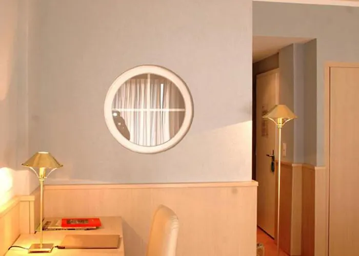 Готель Hotel Ascona