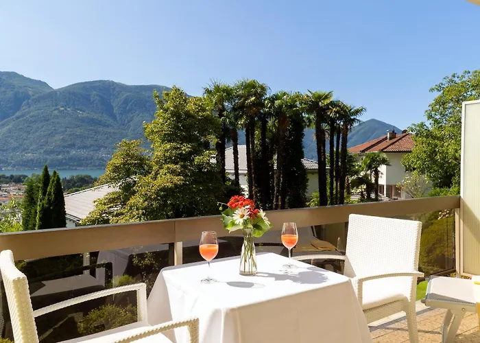Hotel Ascona Готель