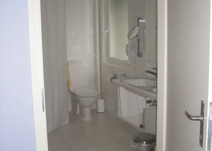 Готель Hotel Ascona Аскона