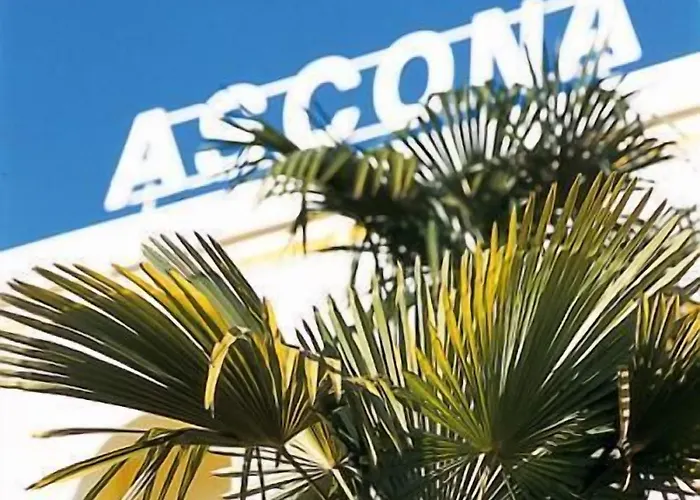 Готель Hotel Ascona 4*