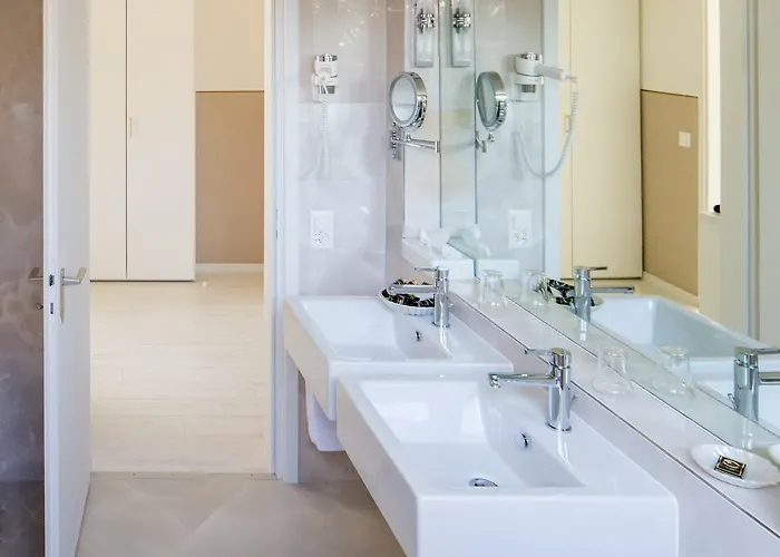 Готель Hotel Ascona Аскона